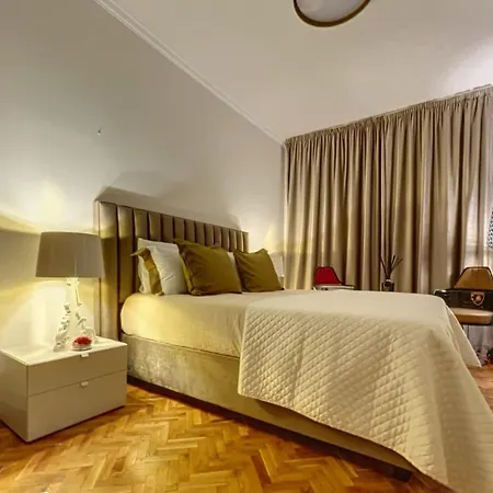 Superbe Last Floor Next Presidency ソフィア