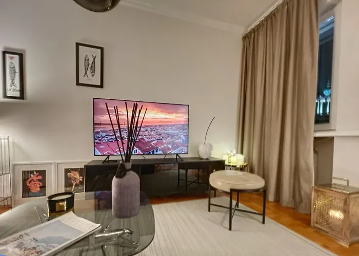 Superbe Last Floor Next Presidency *